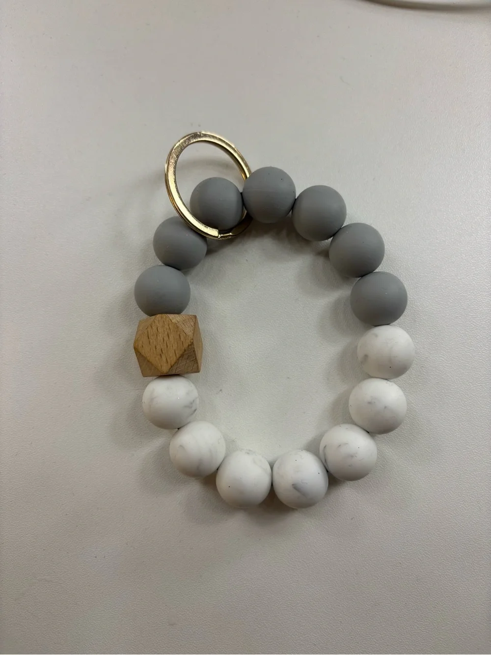 Unknow chic gray